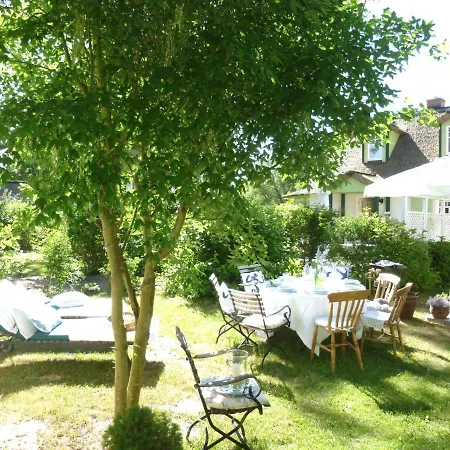 Gut Klein Bollhagen Ferienpark *